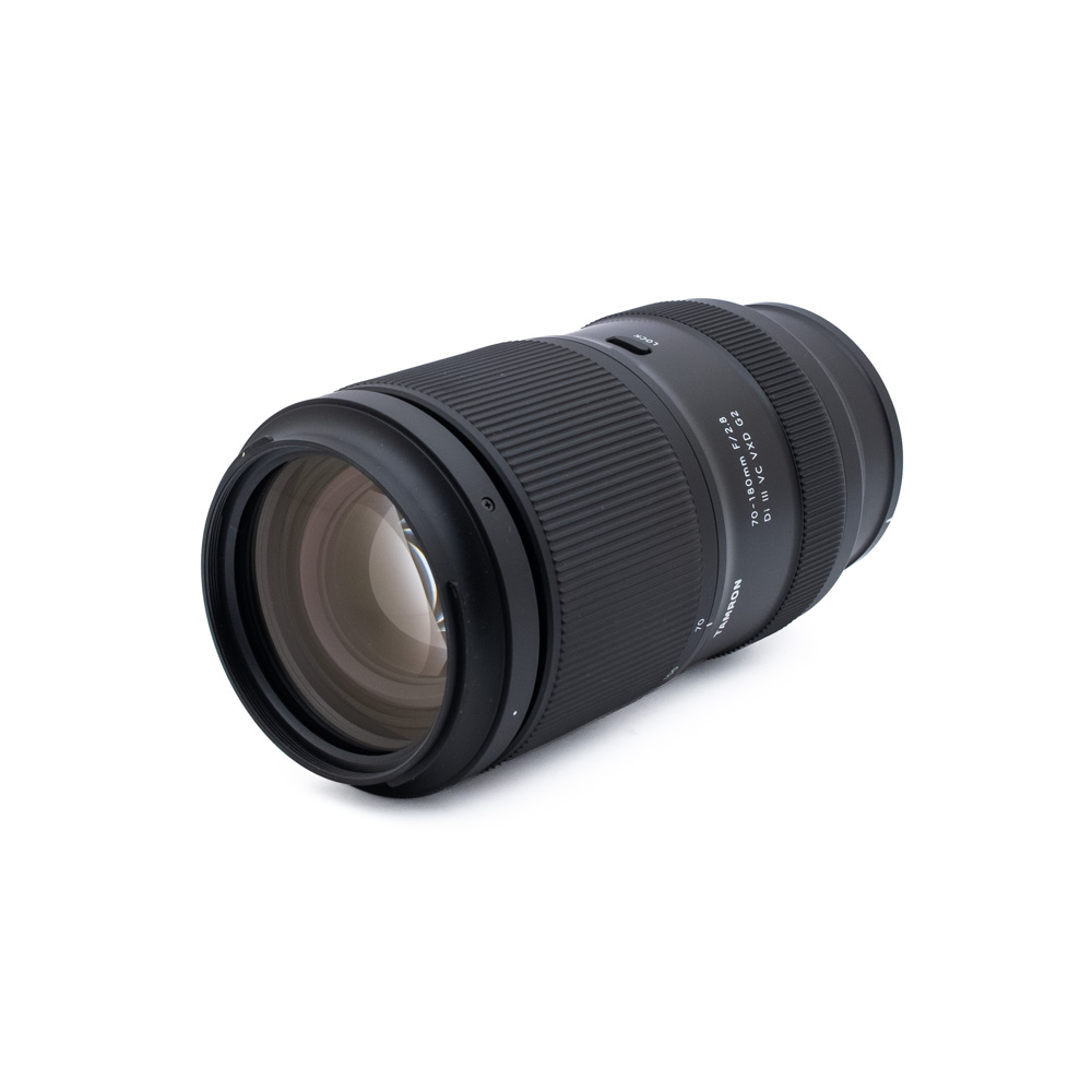 Tamron 70-180mm f28 Di III VC VXD G2 Nikon Z_2 Tamron 70-180mm f/2.8 Di III VC VXD G2 Nikon Z - Käytetty